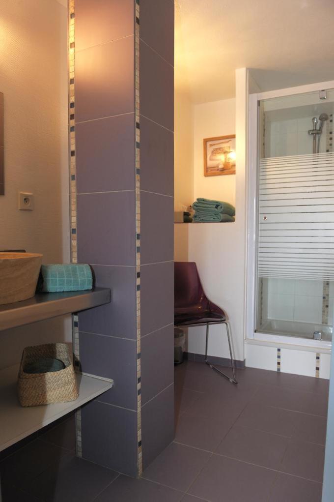 A L'Oree Du Bois - Chambres D'Hotes Hostun Exteriör bild